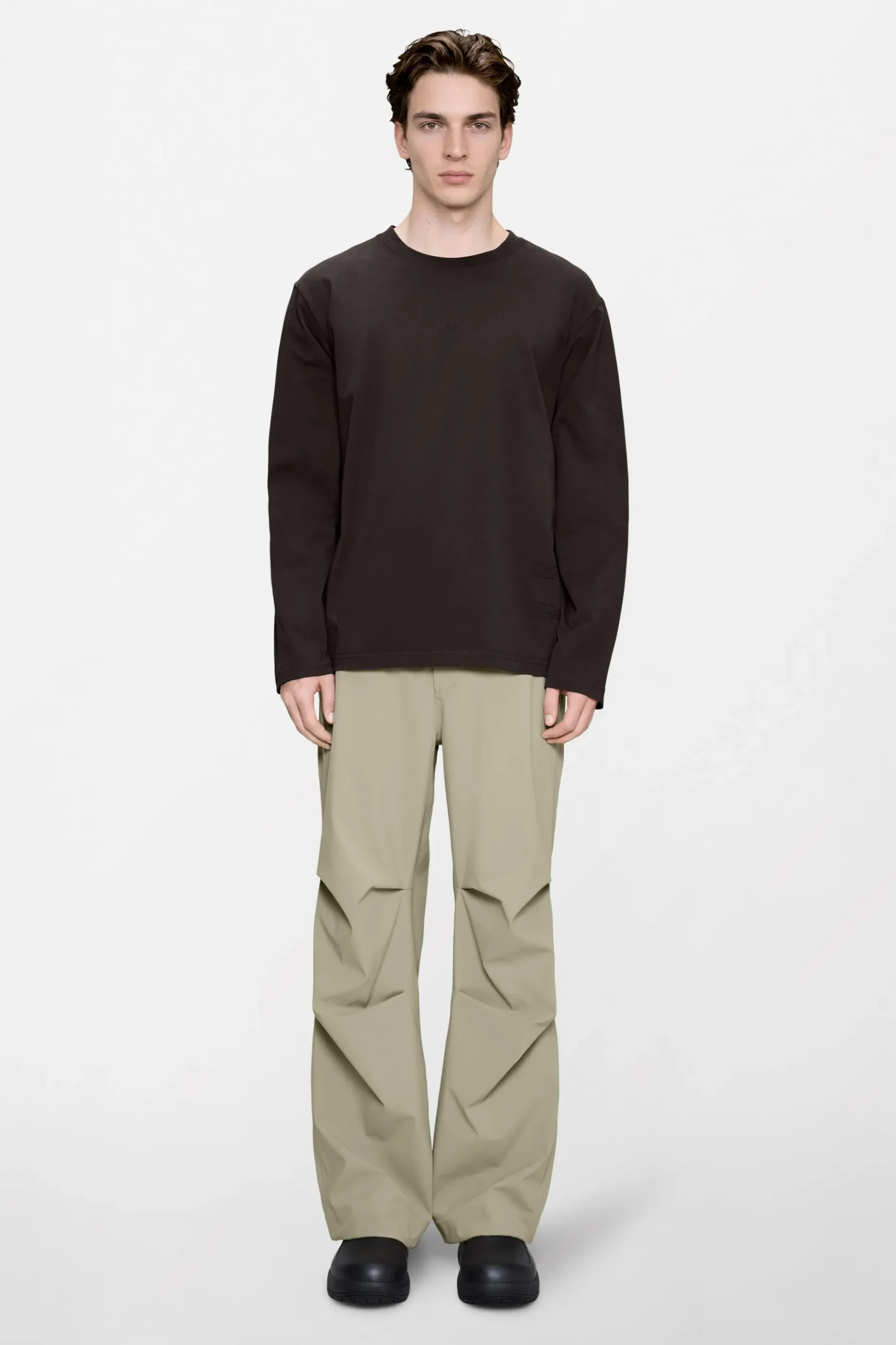 Classic Long Sleeve T-shirt Rains