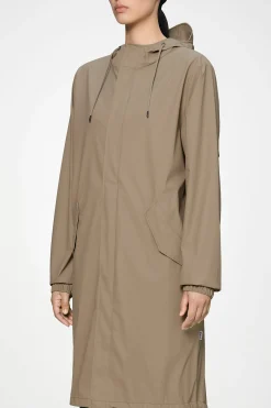 Fishtail Parka
